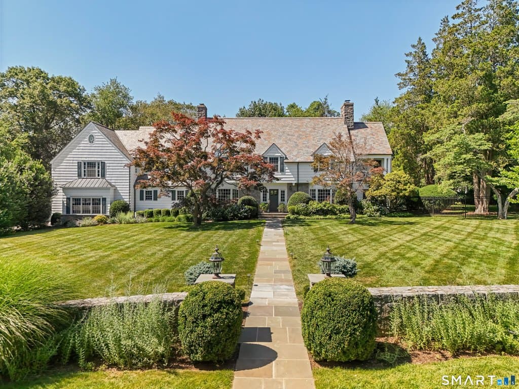 66 Stanton Rd, Darien