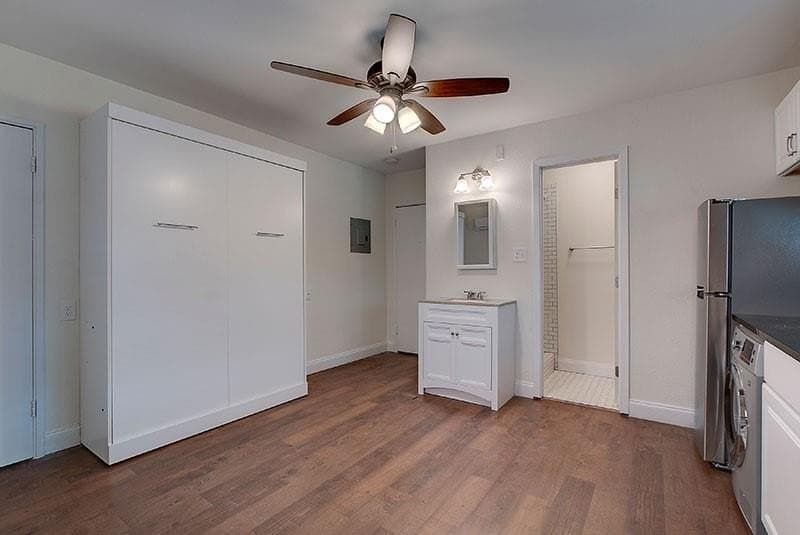 306 E 30th St Apt 3, Austin