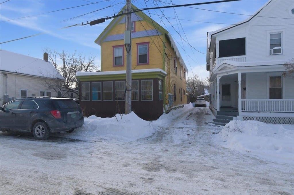 27-29 Lafountain St, Burlington