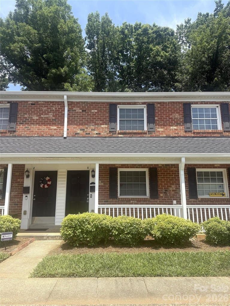 1215 Green Oaks Ln Apt I, Charlotte