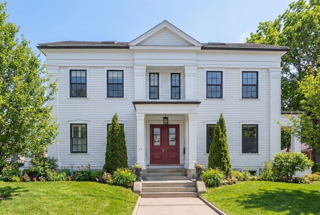 23 Chickatawbut St Apt 2