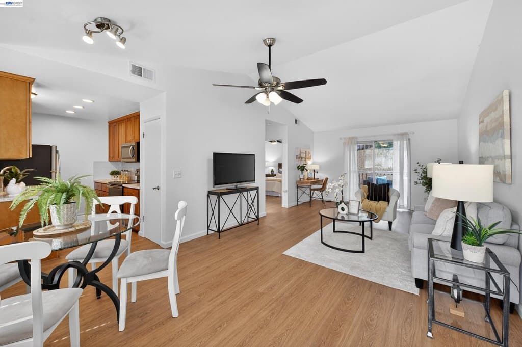 74 Peters Ave, Pleasanton