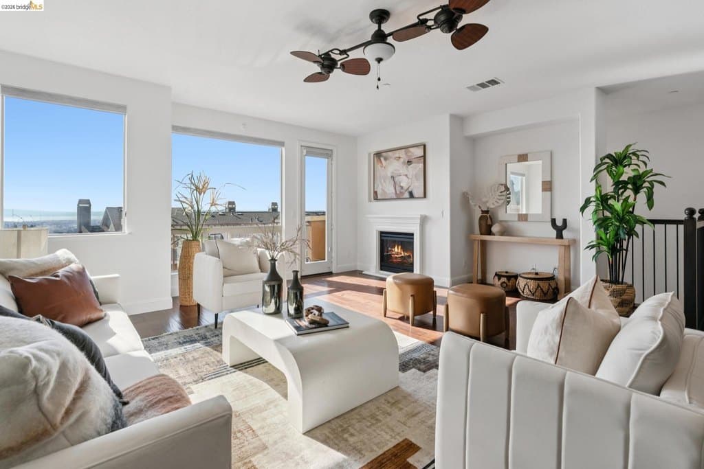 6466 Bayview Dr, Oakland