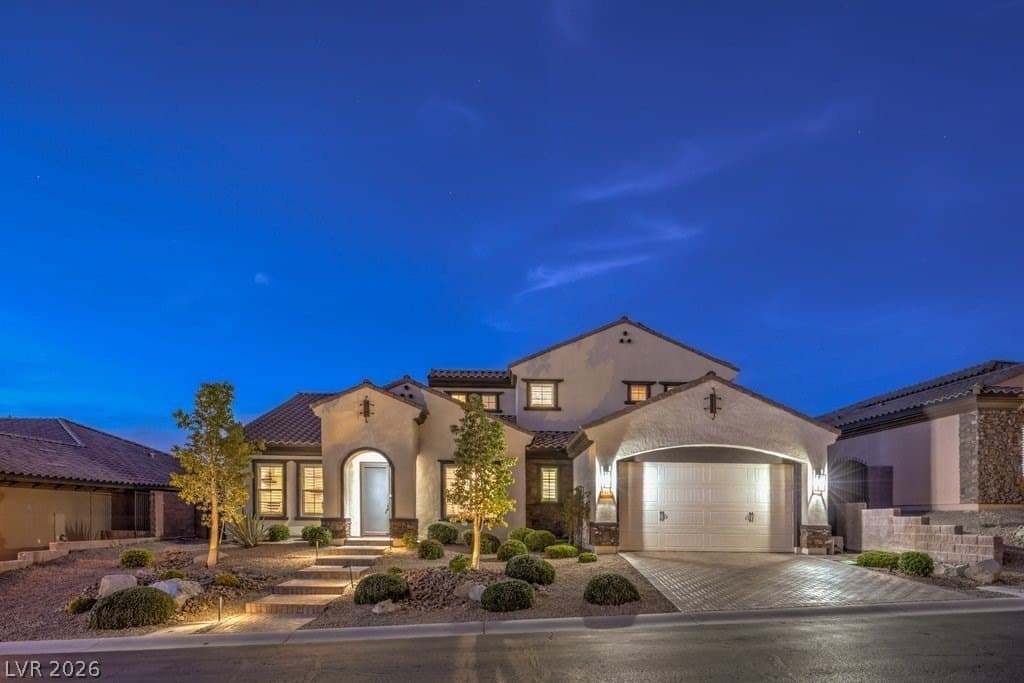 2440 Chateau Napoleon Dr, Henderson