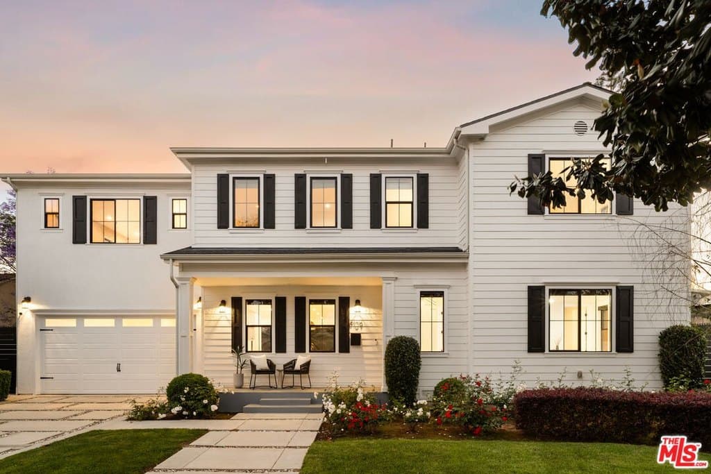 8109 McConnell Ave, Los Angeles