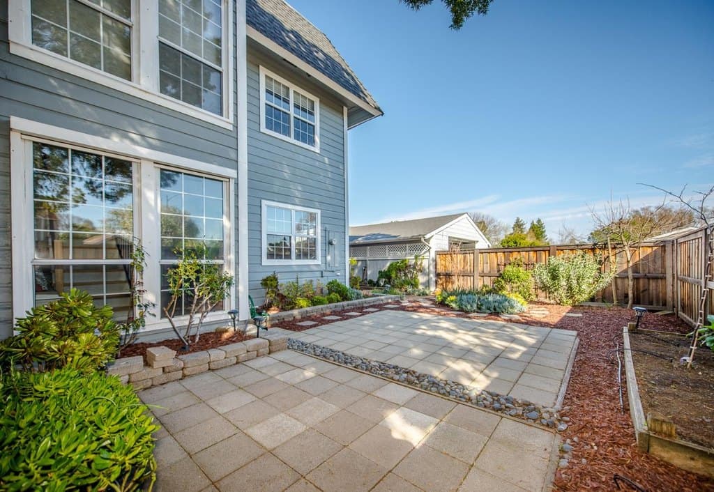 3152 Woods Cir, Davis