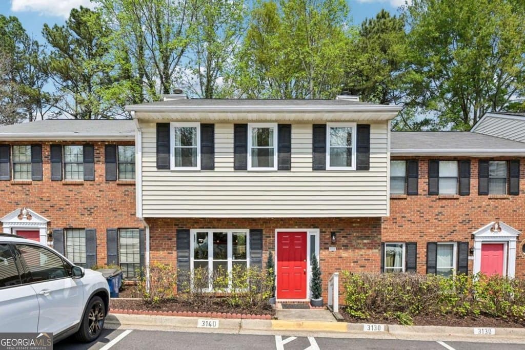 3130 Cape Cir, Alpharetta