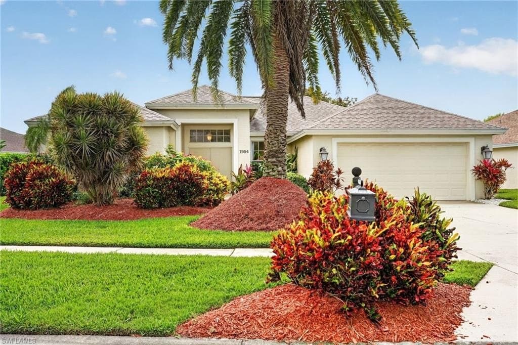 1954 Terrazzo Ln, Naples