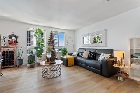 7350 SW 89th St Unit 1110S