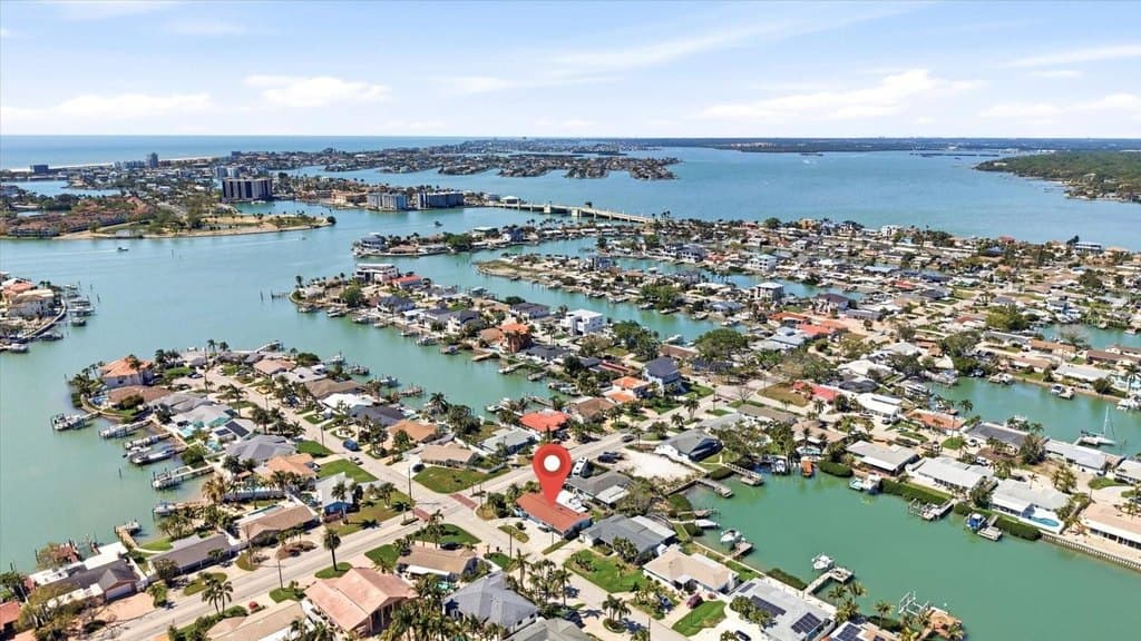 7891 4th Ave S, Saint Petersburg