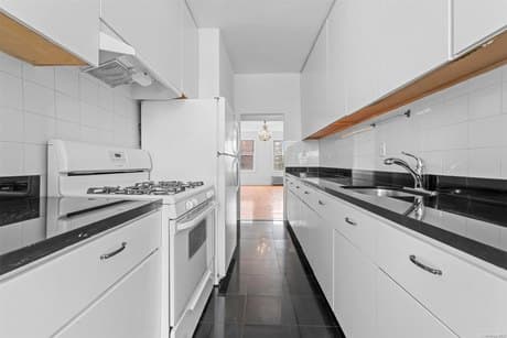 59-11 Queens Blvd Unit 6O