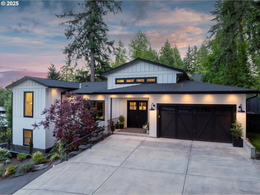13585 Goodall Rd, Lake Oswego