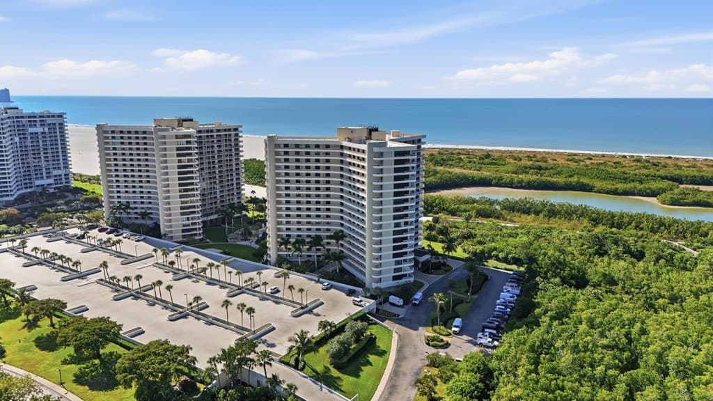440 Seaview Ct Apt 409, Marco Island