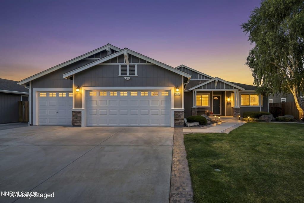 1279 Chara Ln