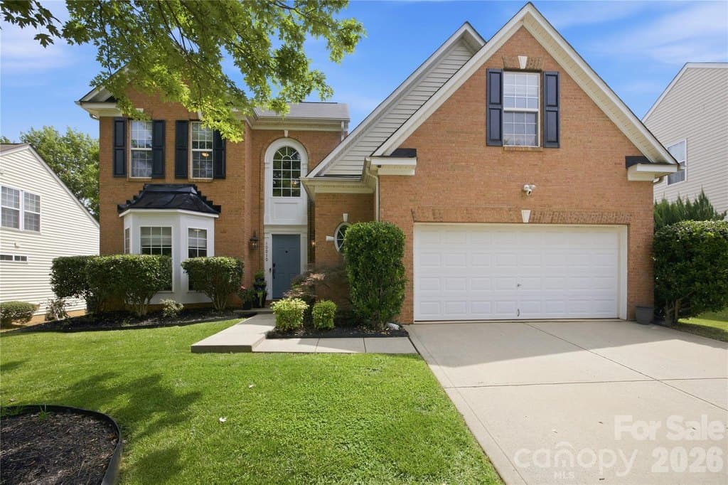 10010 Spring Park Dr, Charlotte