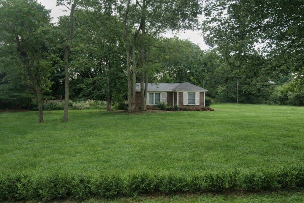 69 N Magee St, Southampton