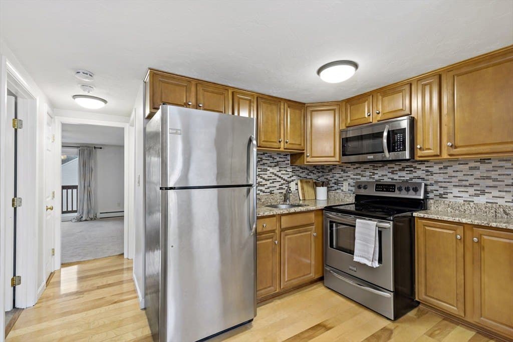 4 Tideview Path Apt 11, Plymouth
