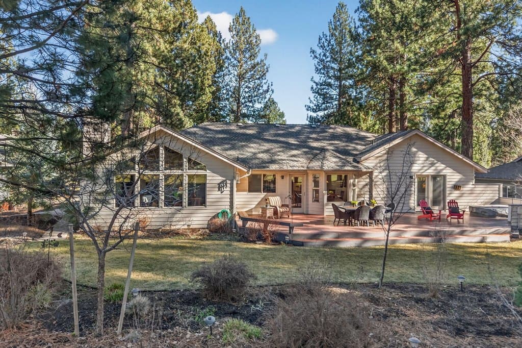 60749 Golf Village Loop, Bend