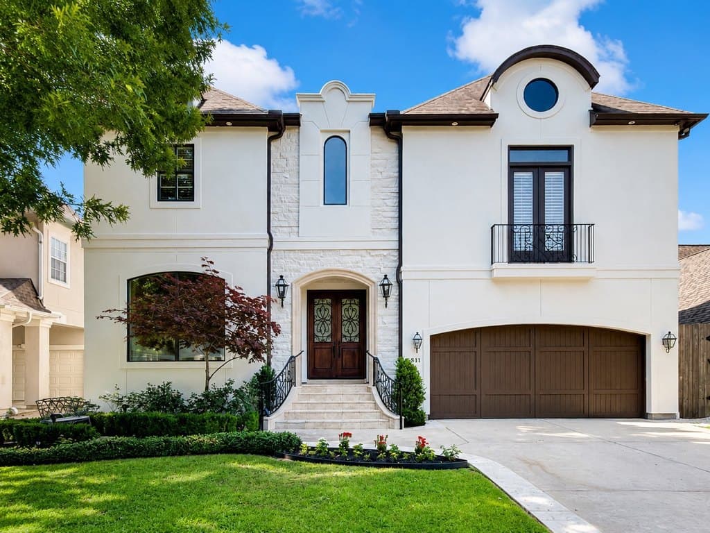 4511 Merrie Ln