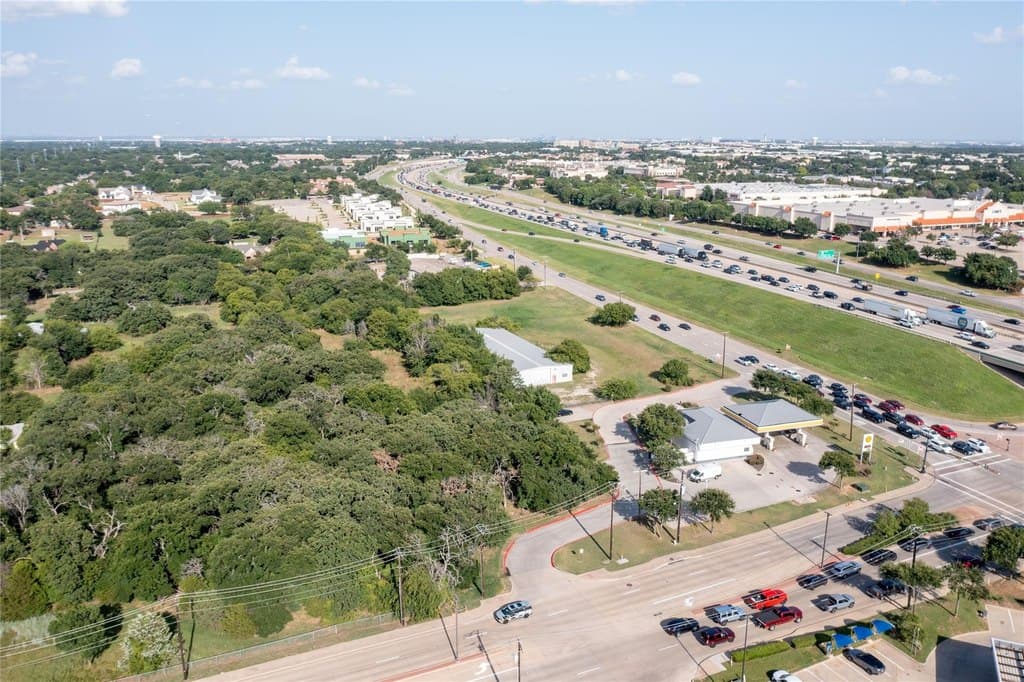 2300 E Sh # 114, Southlake