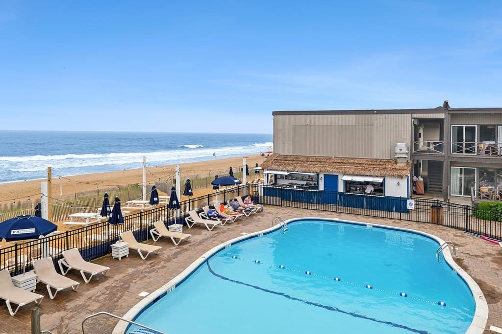 126 S Emerson Ave, Montauk