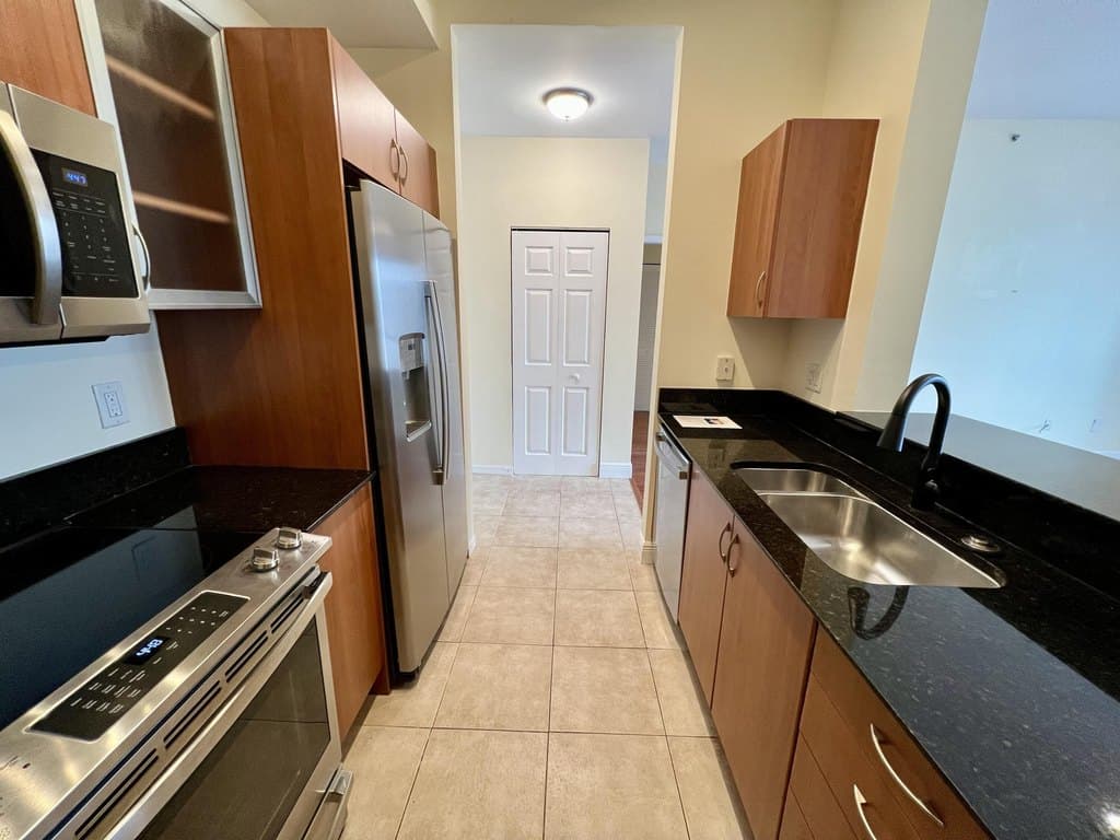 233 S Federal Hwy Unit UPH04, Boca Raton