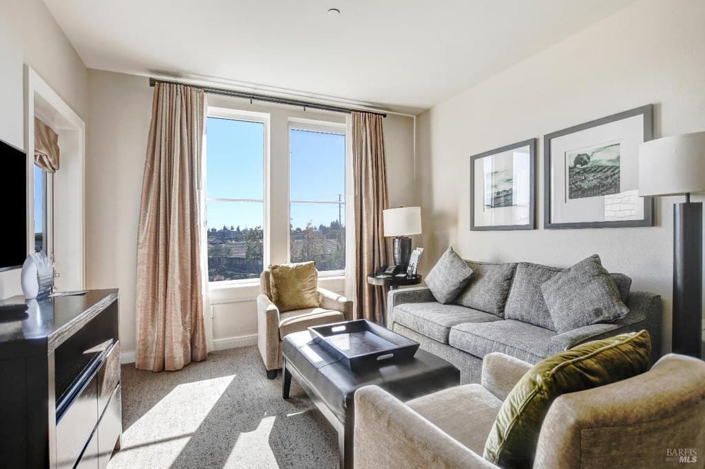 1314 McKinstry St Unit 2056, Napa