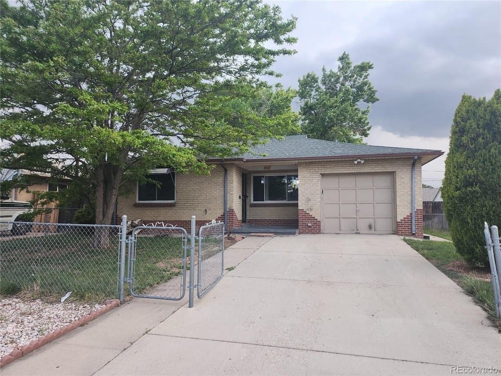487 Yates St, Denver