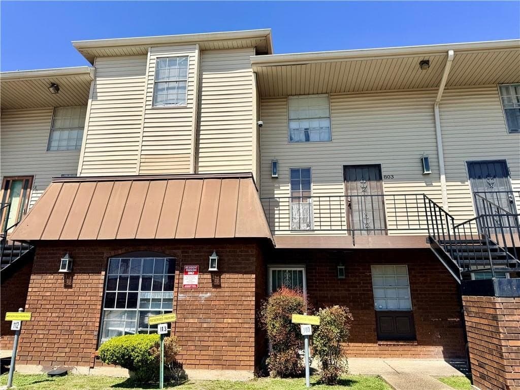 2509 Giuffrias Ave Apt 702, Metairie