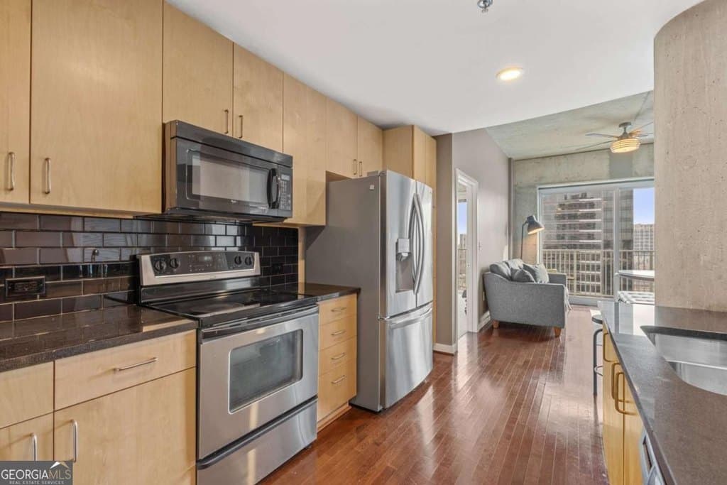 361 17th St NW Unit 1501