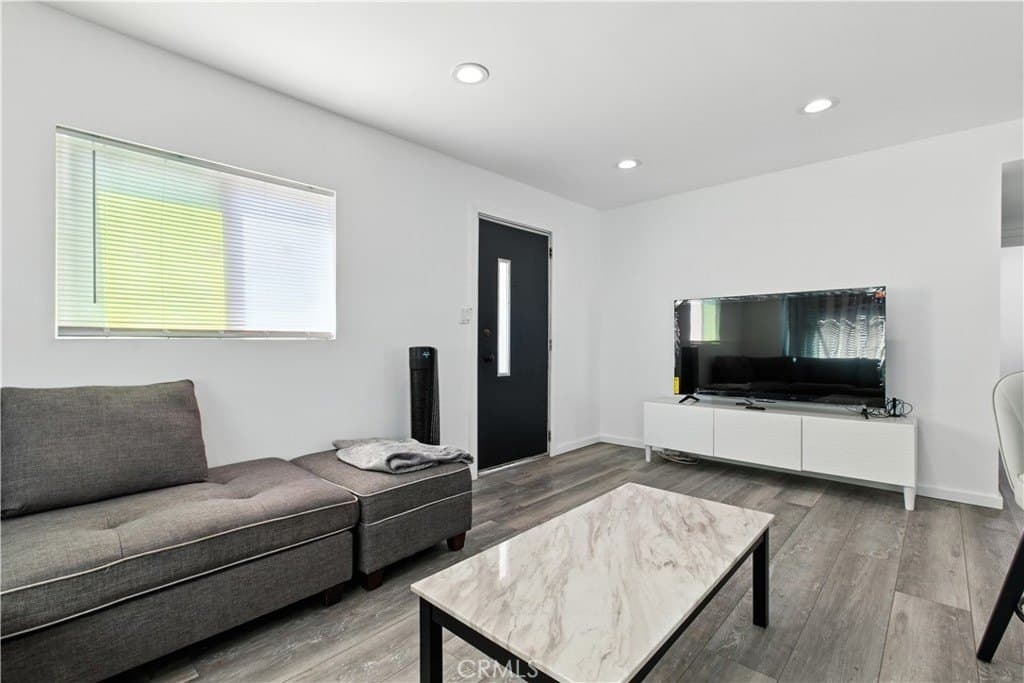 1900 Artesia Blvd Spc 4, Torrance