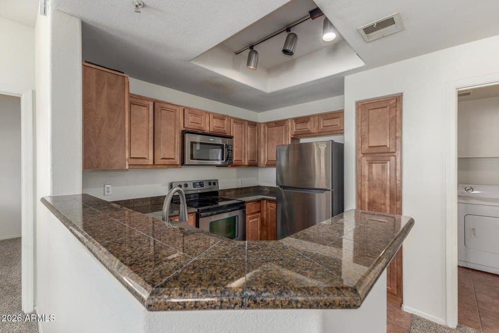 3830 E Lakewood Pkwy E Apt 2057, Phoenix