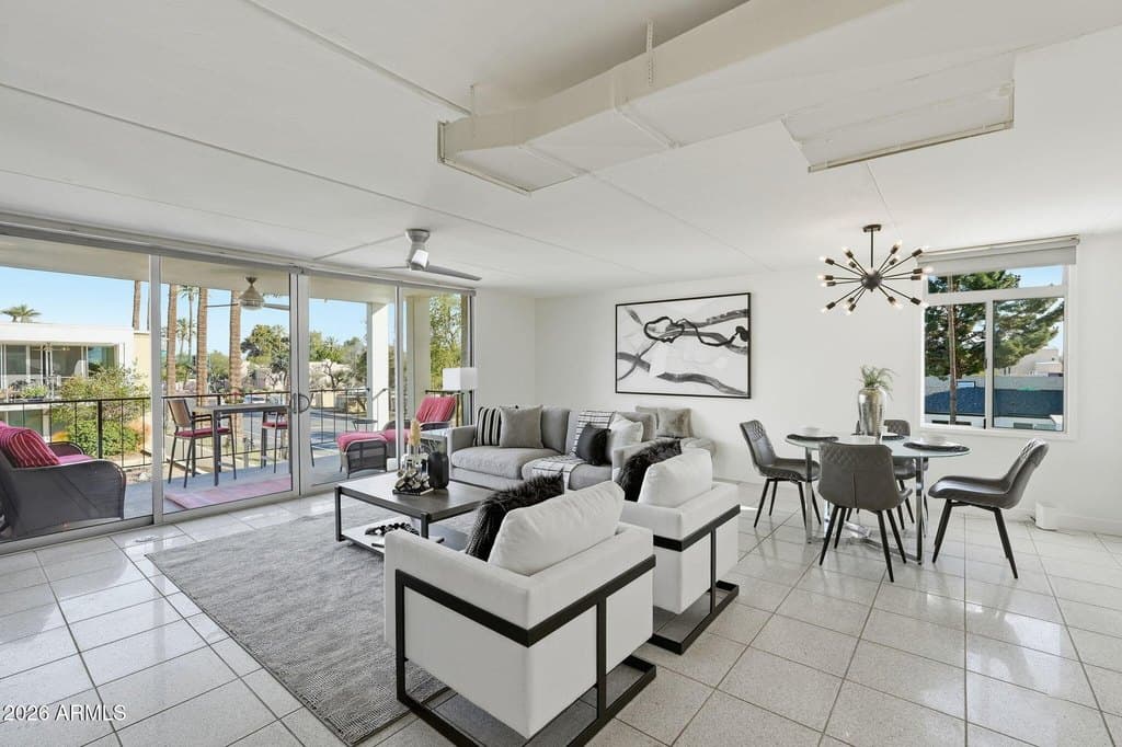 6502 N Central Ave Unit B203