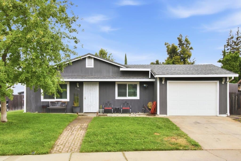 9101 Vernetta Way, Elk Grove