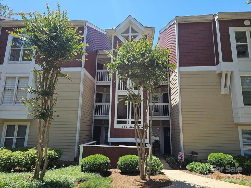 854 Southwest Dr, Davidson