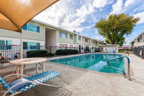 2569 W Berridge Ln Unit D215