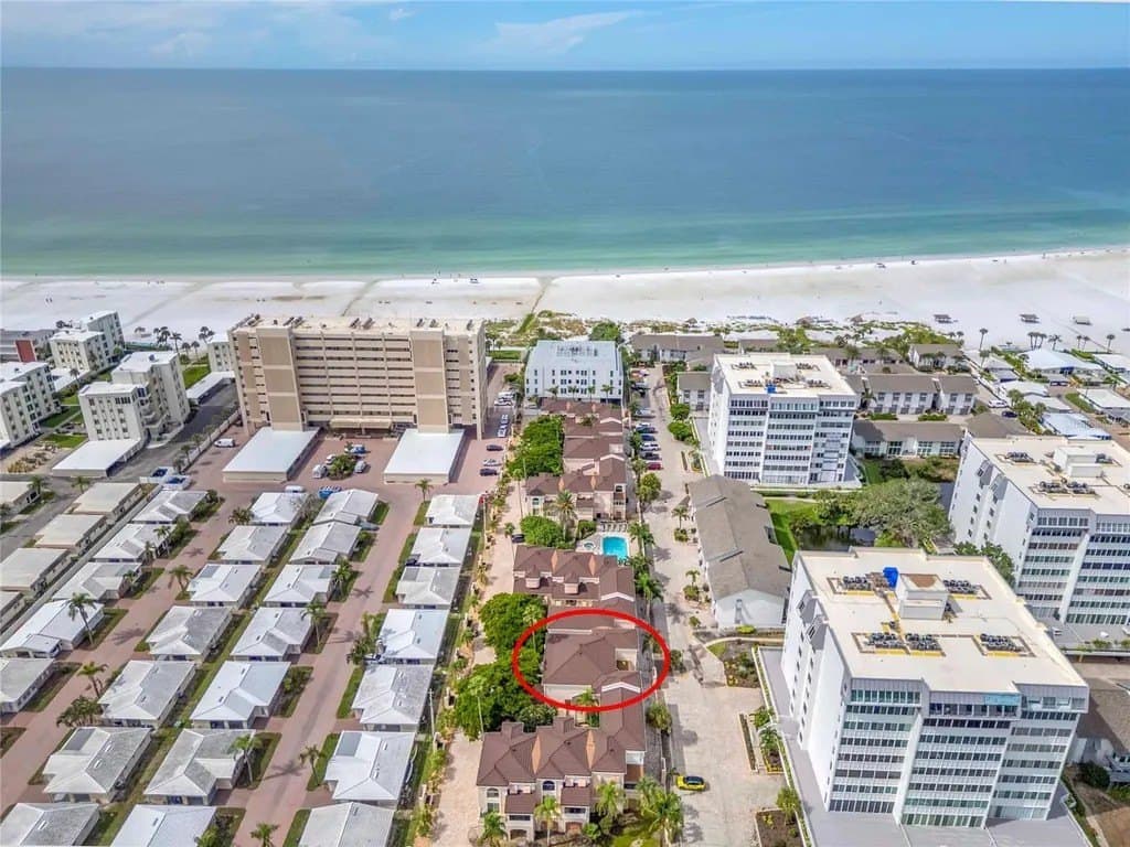1161 Coquille St Unit 206, Sarasota