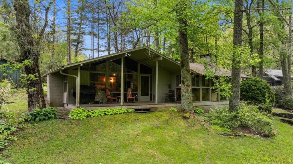 1145 Franklin Rd, Highlands