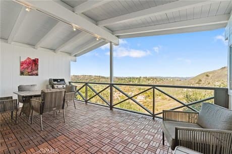 23777 Mulholland Hwy Spc 62