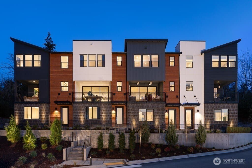 10819 120th Ln NE Unit D, Kirkland