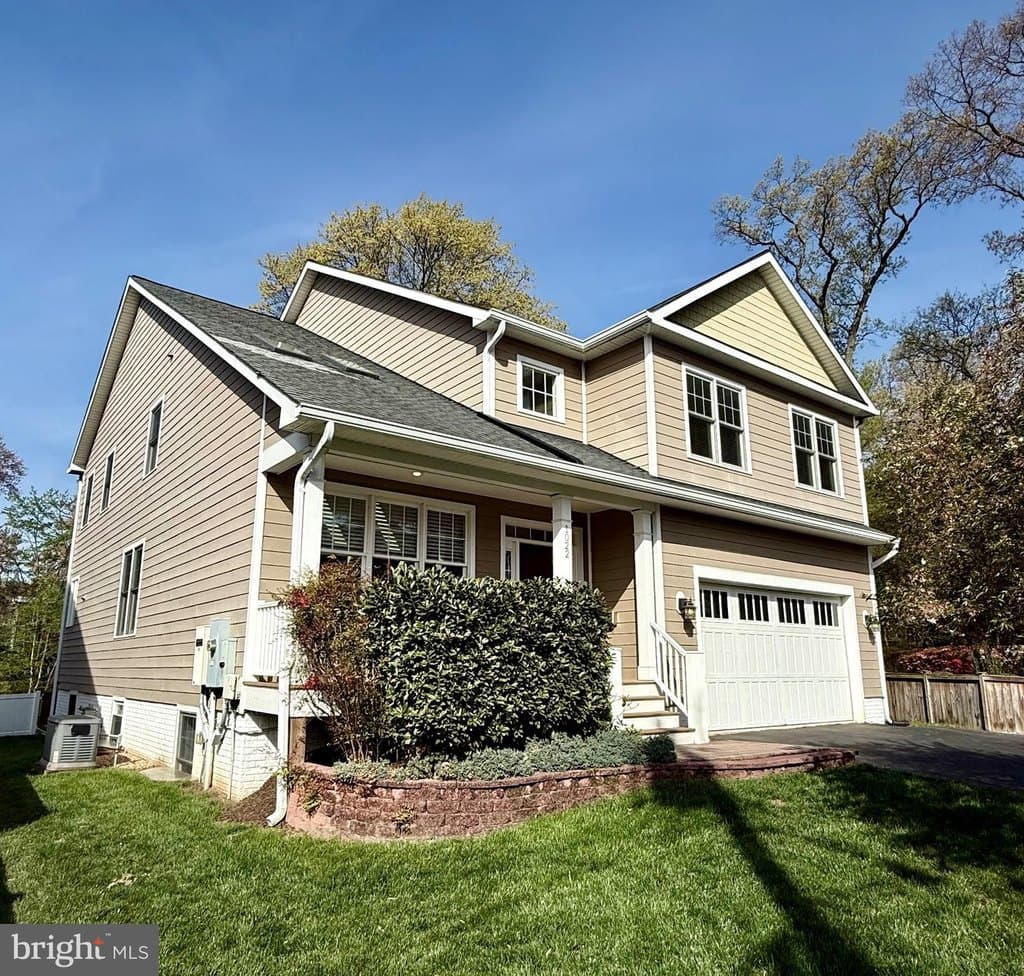 1022 N Edison St, Arlington