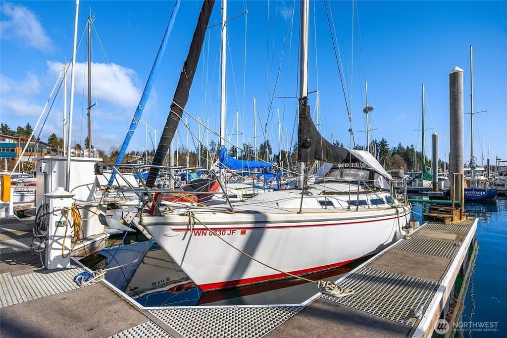 141 Parfitt Way SW Unit D31, Bainbridge Island