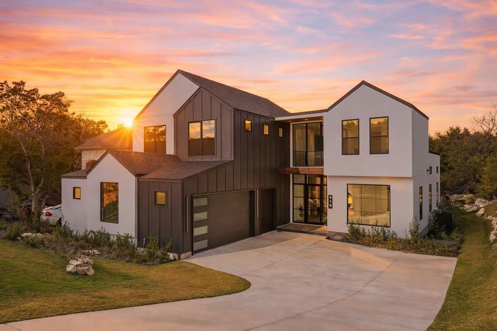 419 Hazeltine Dr, Lakeway