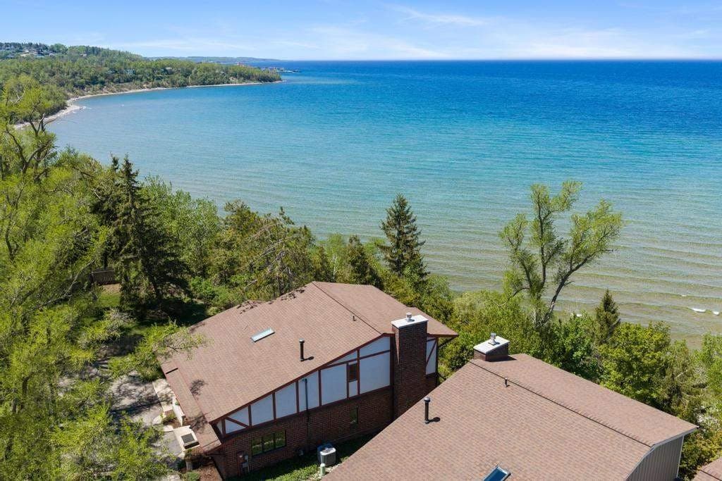 1200 Charlevoix Ave Apt 1, Petoskey