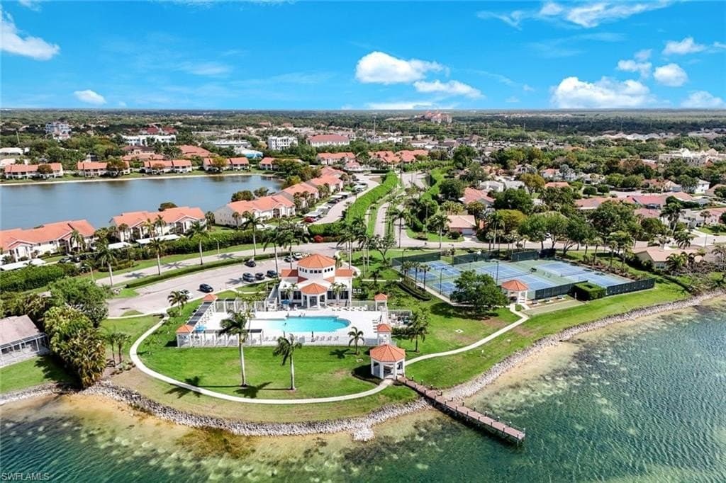 7706 Jewel Ln Apt 102, Naples