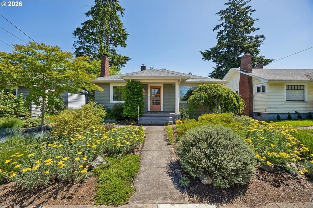 7054 N Delaware Ave, Portland