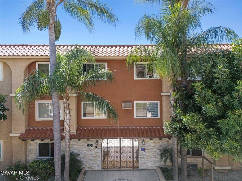 3220 Altura Ave Apt 220, Glendale