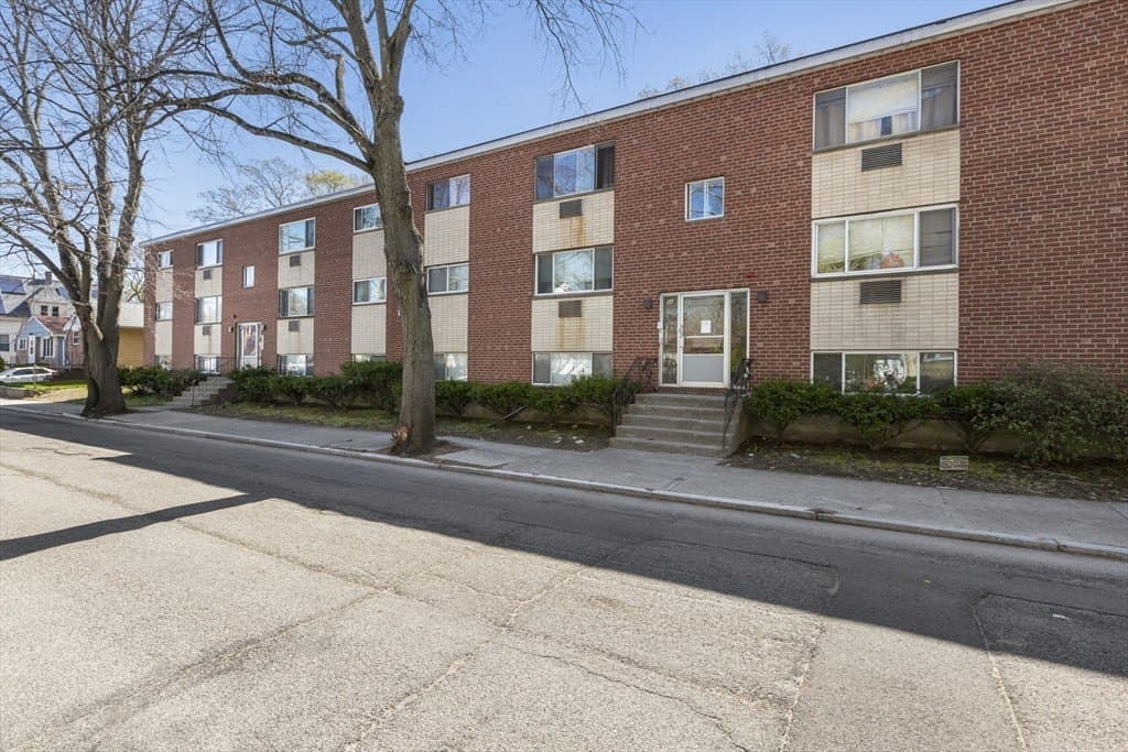 96 Itasca St Unit 96-1