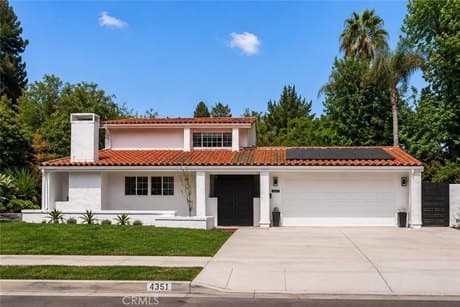 4515 Park Livorno