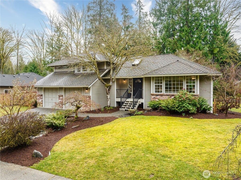 17215 NE 132nd Pl, Redmond